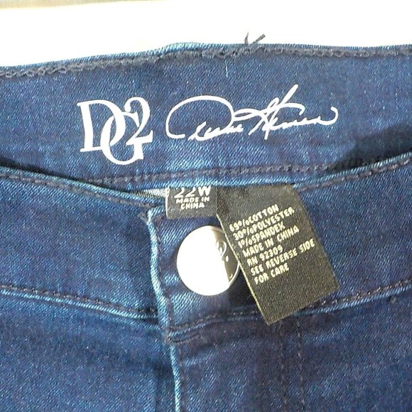 DG2 Diane Gilman Stretch Boot Cut Dark Wash Jeans Plus Size 22W - Picture 2 of 6